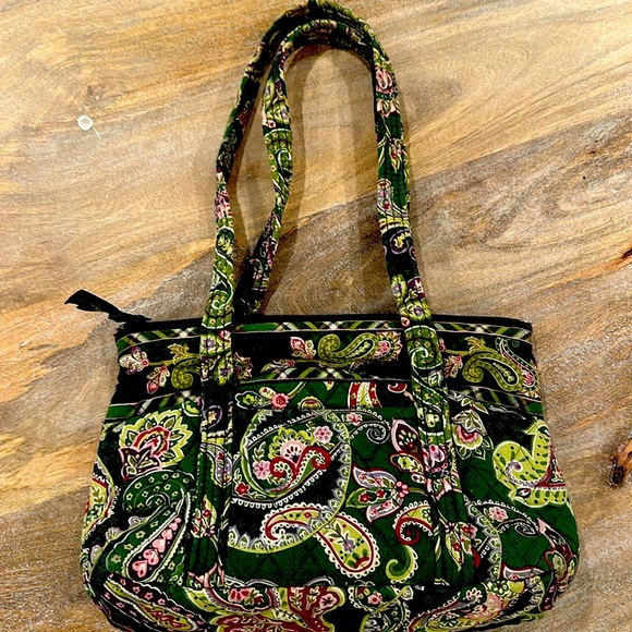 Vera Bradley Handbags - Vera Bradley Chelsea Green Paisley shoulder bag/tote